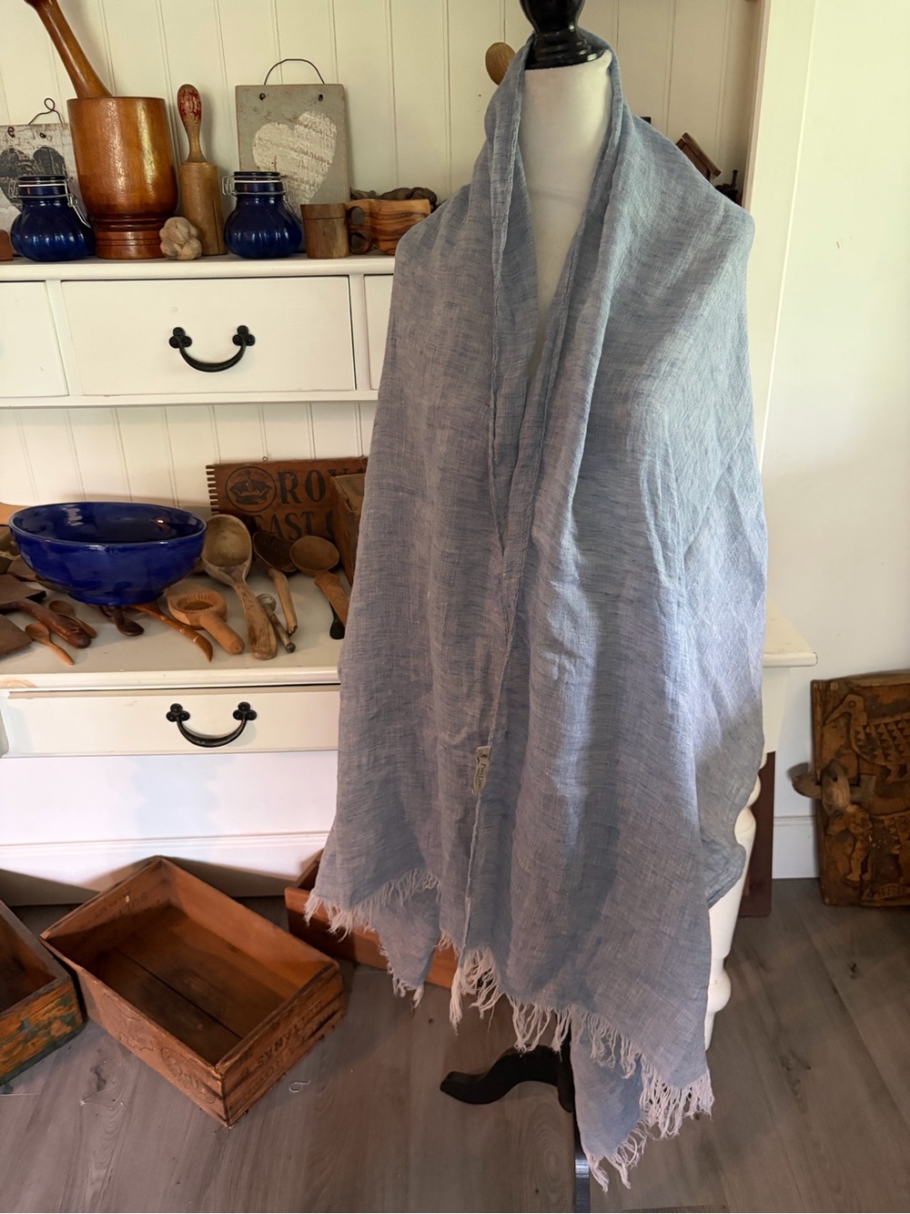 Light Blue Linen scarf/shawl - Made in Italy